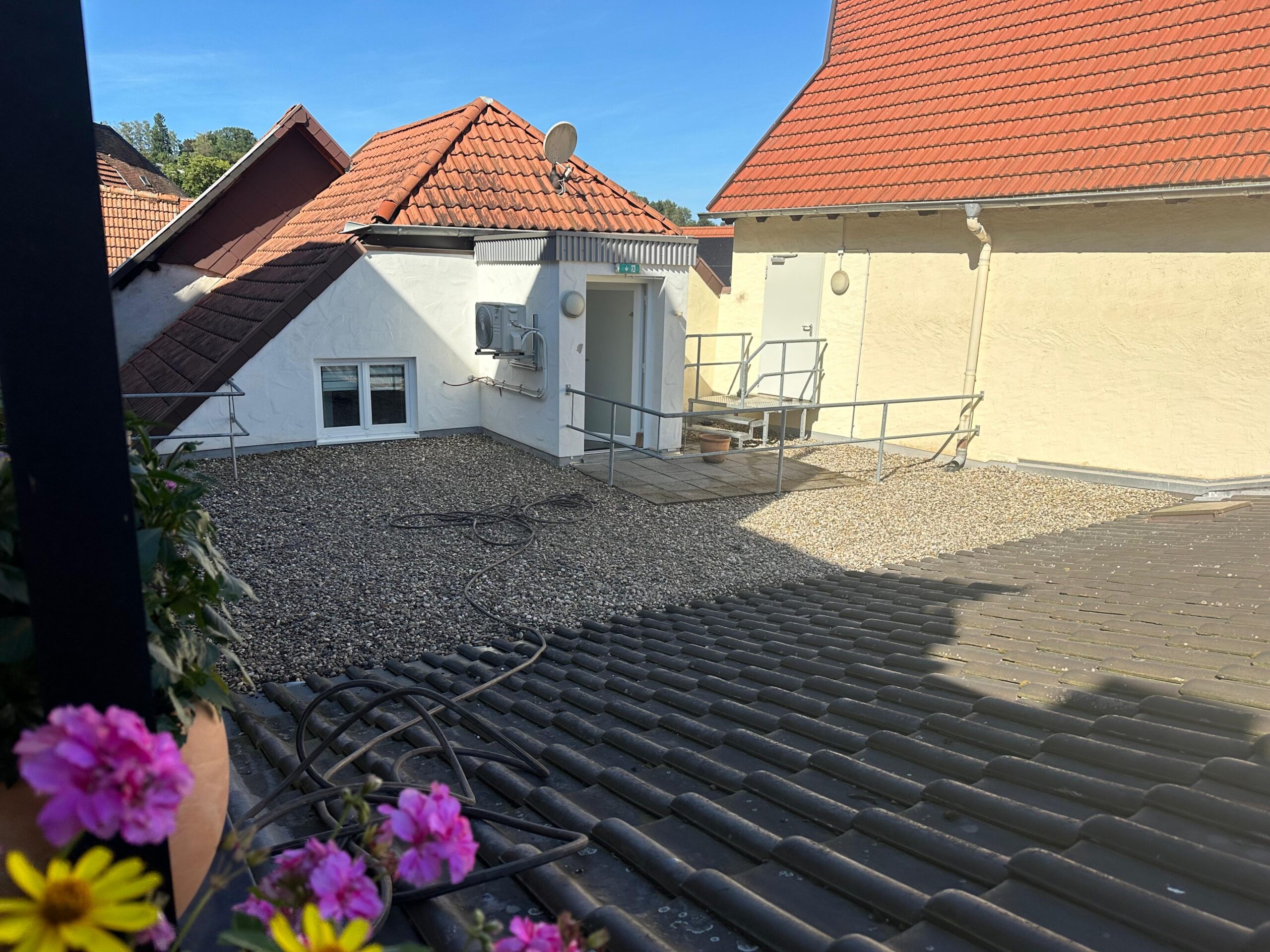 WhatsApp Image 2025-12-15 at 13.27.43