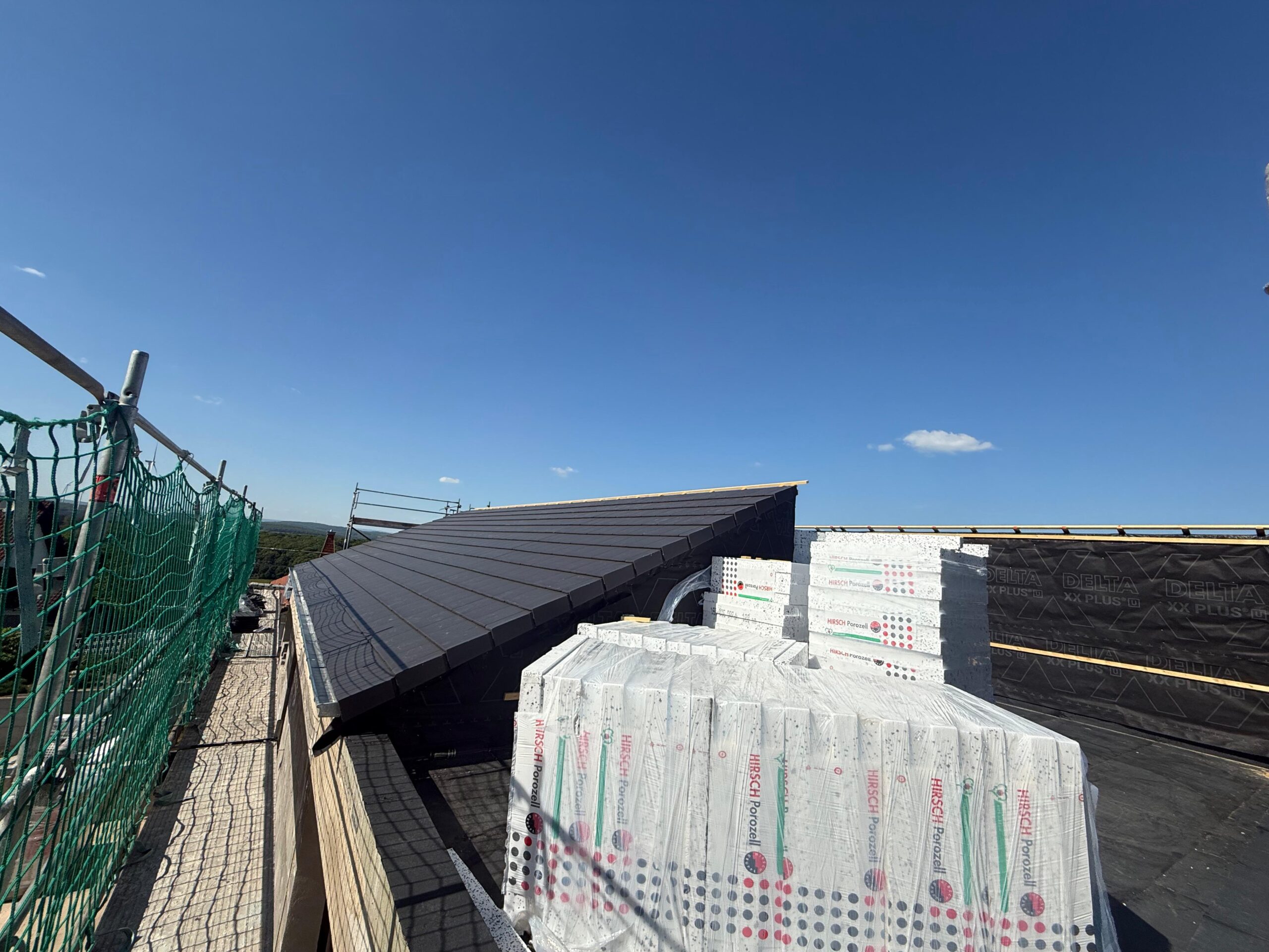 WhatsApp Image 2025-12-15 at 13.27.44